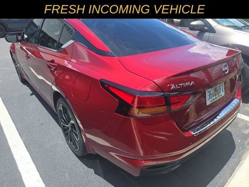 Used 2023 Nissan Altima 2.5 SR AWD/4WD image 5