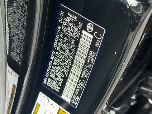 Certified 2024 Toyota Prius Prime Premium image 36