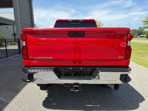 Used 2021 Chevrolet Silverado 3500 LT w/ Convenience Package AWD/4WD image 8