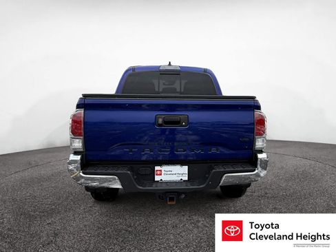 Used 2023 Toyota Tacoma TRD Off-Road image 4