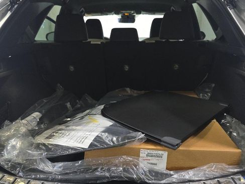 Used 2024 Lexus NX 250 FWD image 5