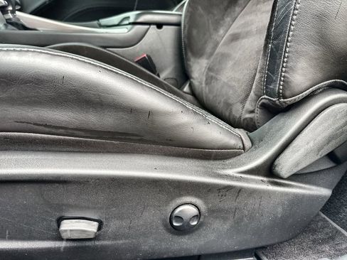 Used 2022 Dodge Challenger R/T Scat Pack w/ Shaker Package RWD image 12