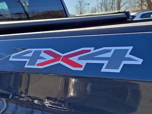 Used 2020 Chevrolet Silverado 1500 LT w/ All-Star Edition image 32