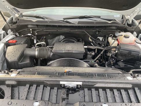 Used 2025 GMC Sierra 2500 SLT image 29