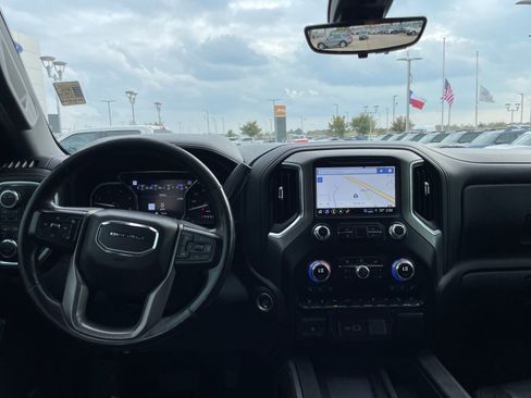 Used 2022 GMC Sierra 2500 Denali w/ Denali Ultimate Package image 13