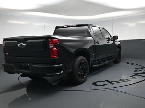Used 2024 Chevrolet Silverado 1500 RST w/ Redline Edition AWD/4WD image 9