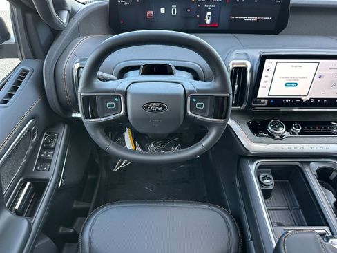 New 2026 Ford Expedition Tremor image 15