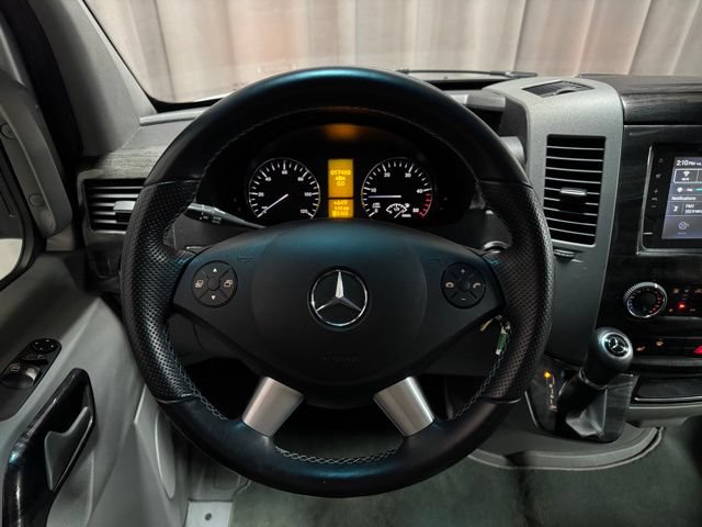 Used 2018 Mercedes-Benz Sprinter 3500 image 14