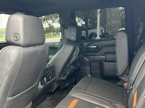 Used 2019 GMC Sierra 1500 AT4 w/ Off Road Performance Package AWD/4WD image 6