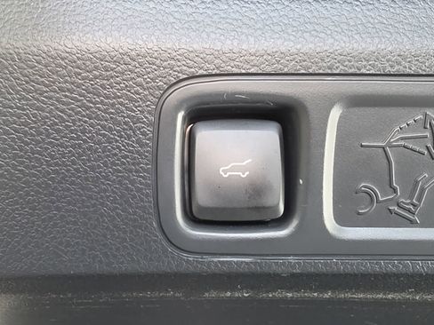 Used 2022 Ford Expedition Limited AWD/4WD image 37