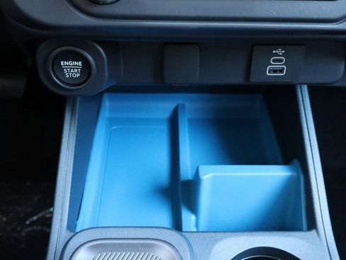 New 2025 Ford Maverick XLT image 10