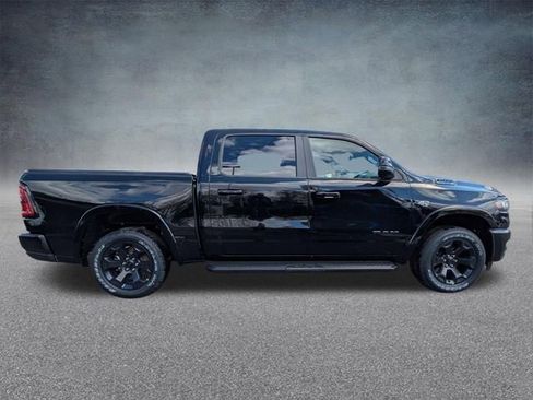 New 2026 RAM 1500 4x4 Crew Cab image 2