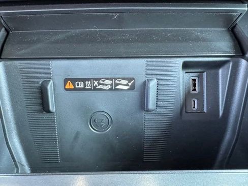 New 2025 GMC Hummer EV 2X w/ LPO, Illumination Package image 38