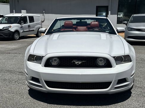 Used 2014 Ford Mustang GT Premium image 8