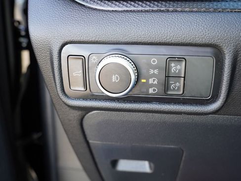 Used 2023 Ford Explorer ST-Line w/ Class IV Trailer Tow Package image 26