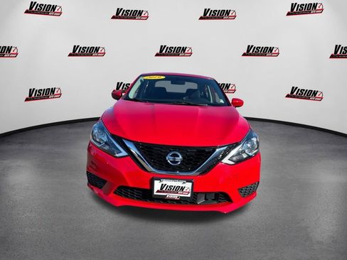 Used 2019 Nissan Sentra SV image 2