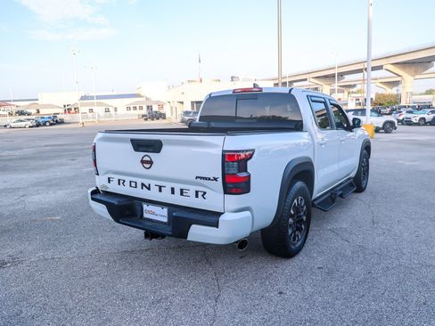 Used 2024 Nissan Frontier Pro-X RWD image 7