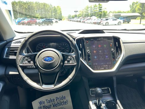Used 2024 Subaru Ascent Limited AWD/4WD image 11