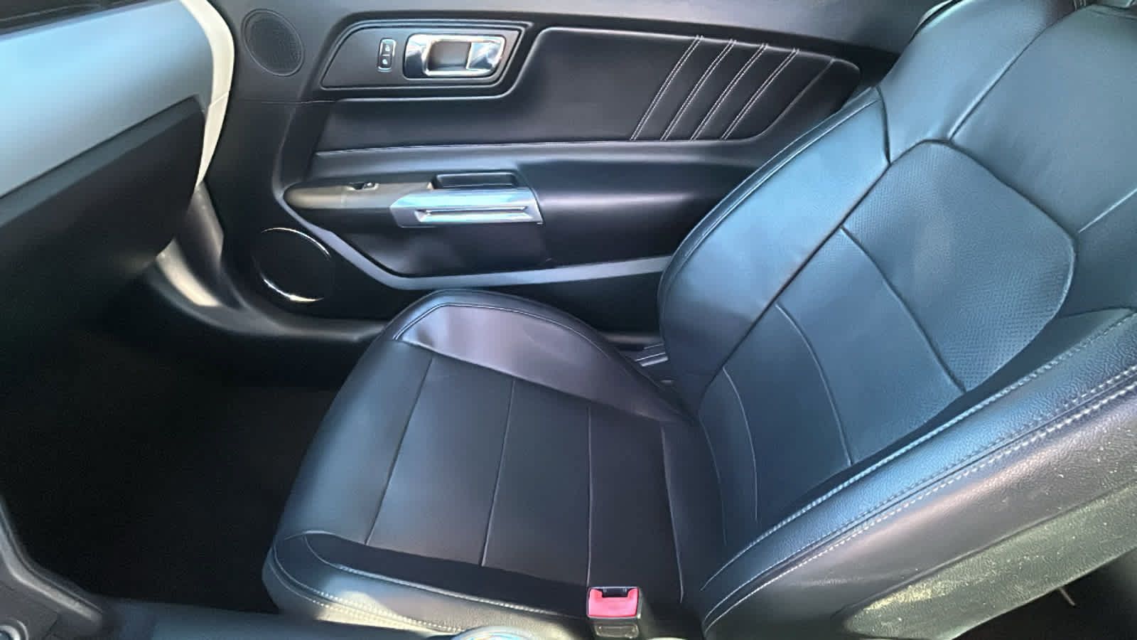 Used 2015 Ford Mustang GT Premium RWD image 12