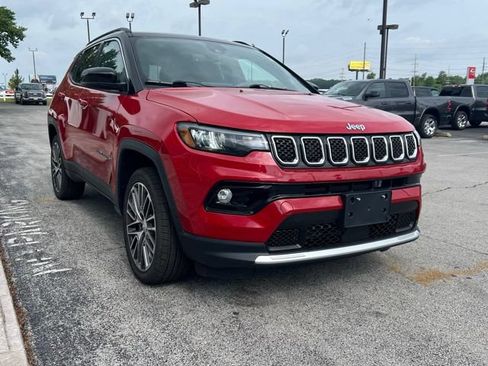 Certified 2023 Jeep Compass Limited w/ Elite Group AWD/4WD image 5