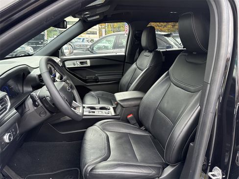Used 2022 Ford Explorer ST w/ Equipment Group 401A image 15