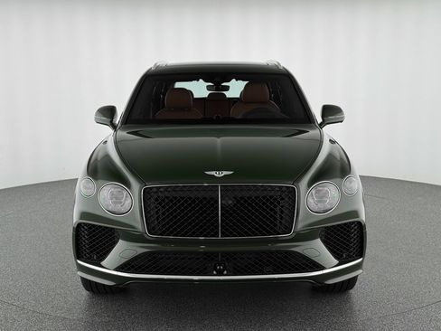 Used 2025 Bentley Bentayga image 7