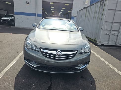 Used 2019 Buick Cascada Premium FWD image 2