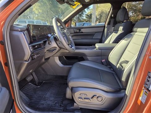 Used 2025 Hyundai Santa Fe Calligraphy image 12