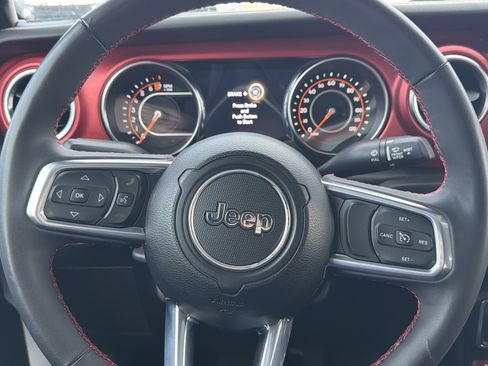 Used 2023 Jeep Gladiator Rubicon w/ LED Lighting Group image 11