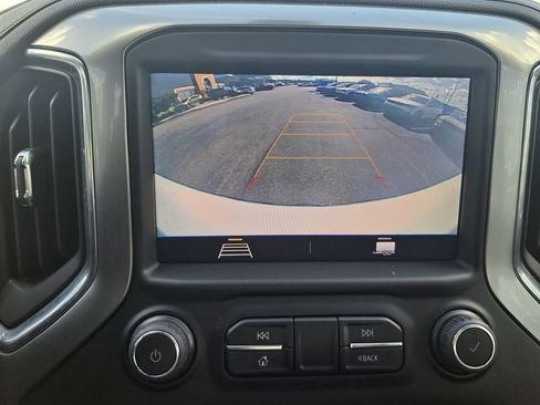 Used 2022 Chevrolet Silverado 1500 LT Trail Boss w/ Bed Protection Package AWD/4WD image 13
