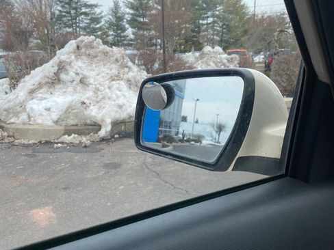 Used 2011 Kia Soul ! image 29