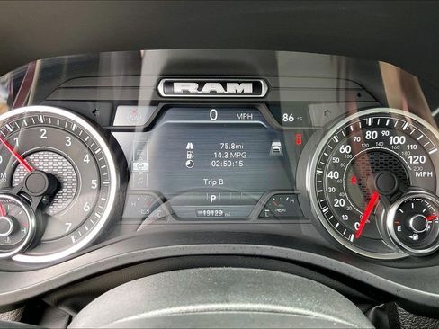 Used 2025 RAM 1500 Classic Warlock image 25