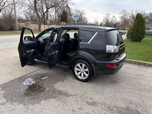 Used 2012 Mitsubishi Outlander GT image 9