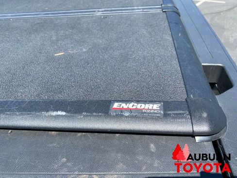 Used 2016 Chevrolet Colorado Z71 AWD/4WD image 9