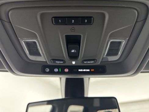 Used 2019 Chevrolet Silverado 1500 LT w/ All-Star Edition AWD/4WD image 23
