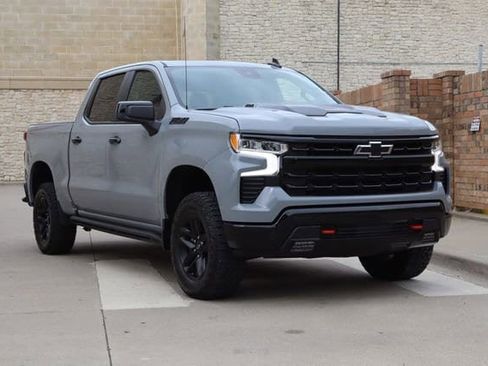 Certified 2024 Chevrolet Silverado 1500 LT Trail Boss w/ Convenience Package II AWD/4WD image 2