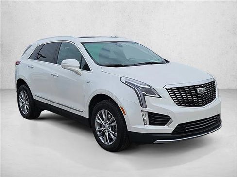 Used 2022 Cadillac XT5 Premium Luxury w/ LPO, Floor Liner Package image 3