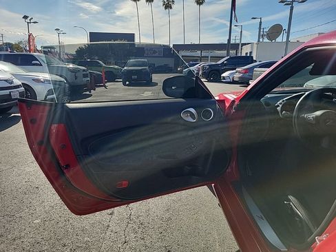 Used 2016 Nissan 370Z Coupe image 10