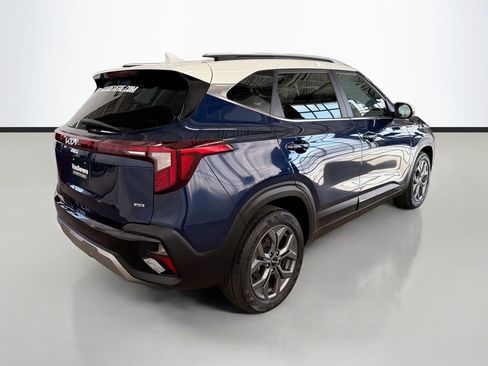 Used 2024 Kia Seltos S AWD/4WD image 10