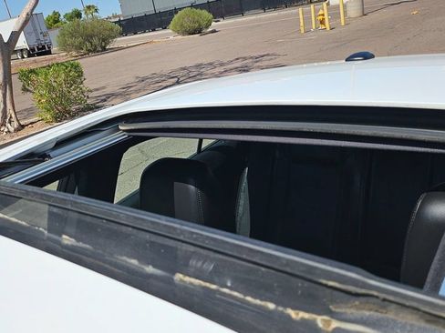 Used 2020 Dodge Charger SXT w/ Leather Interior Group RWD image 38