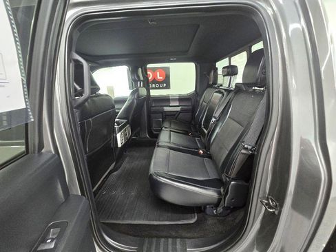 Used 2015 Ford F150 Lariat w/ Equipment Group 502A Luxury AWD/4WD image 14