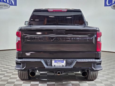 Used 2021 Chevrolet Silverado 1500 LT Trail Boss w/ Bed Protection Package image 4