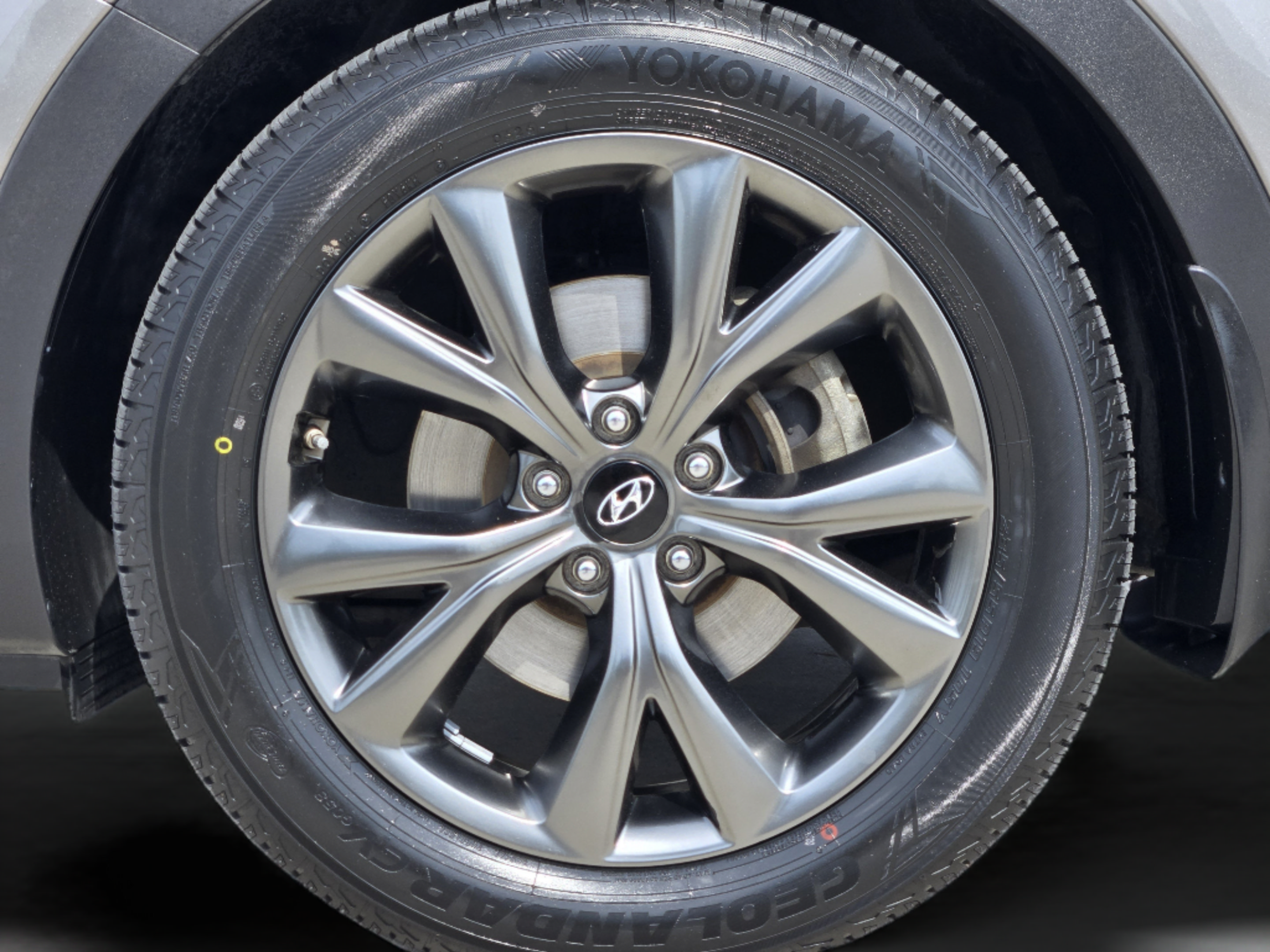 Used 2017 Hyundai Santa Fe Sport FWD image 36