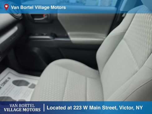 Used 2021 Toyota Tacoma SR AWD/4WD image 20