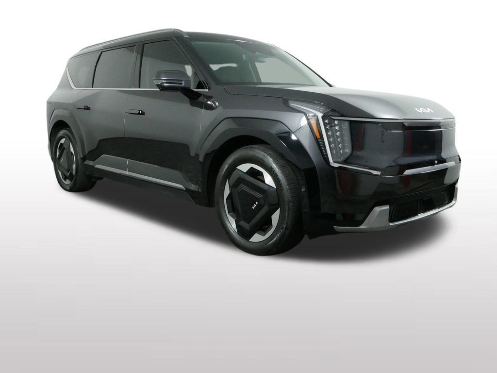 Used 2024 Kia EV9 Land AWD/4WD image 3
