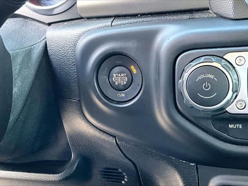 Certified 2021 Jeep Wrangler Unlimited Rubicon image 27