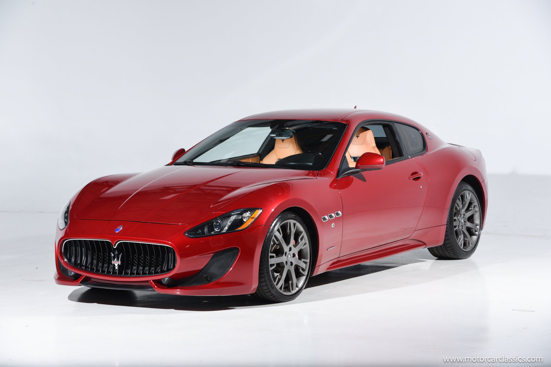 Used 2014 Maserati GranTurismo MC RWD image 3
