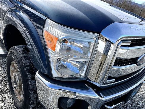 Used 2013 Ford F350 Lariat w/ Chrome Pkg image 28
