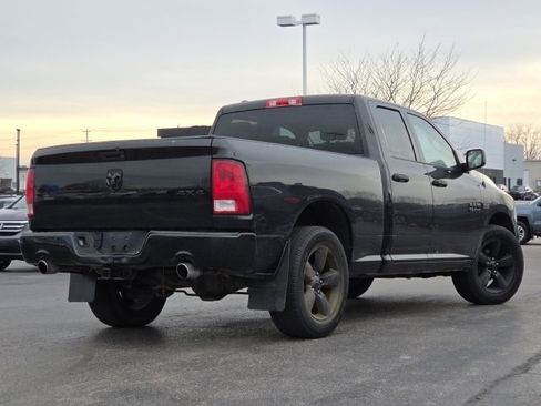 Used 2015 RAM 1500 Express w/ Black Ram 1500 Express Group image 10