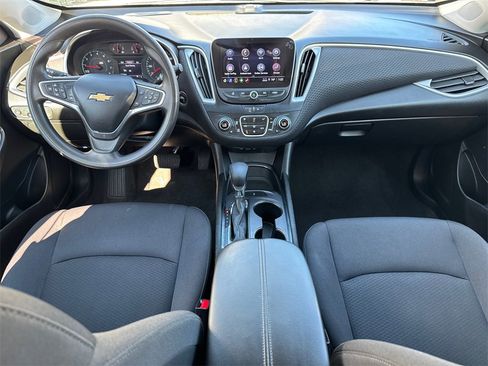 Used 2023 Chevrolet Malibu LT image 20